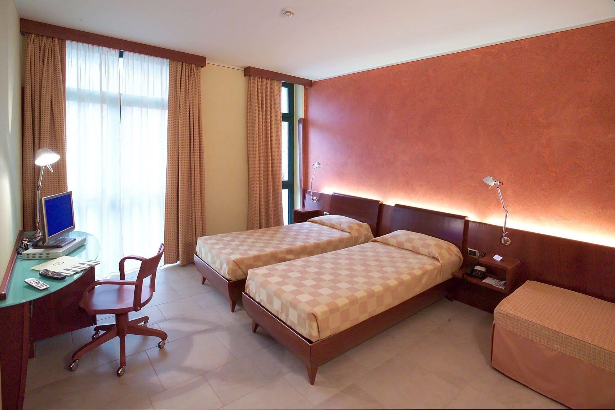 Albergo Ristorante San Marco Carmagnola Exteriér fotografie