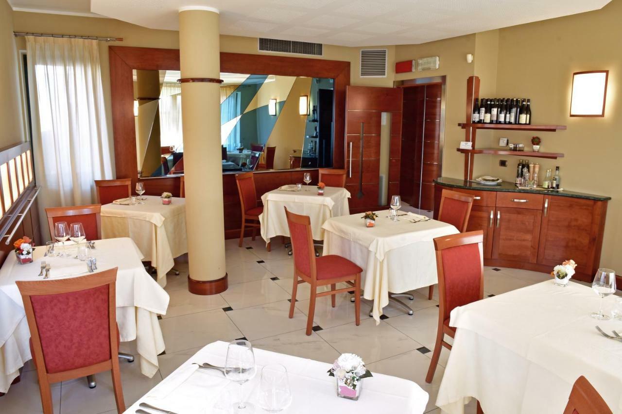 Albergo Ristorante San Marco Carmagnola Exteriér fotografie